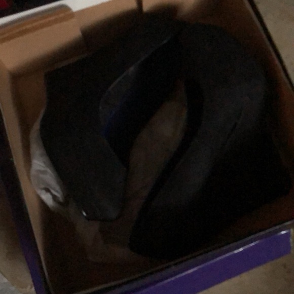 Black wedges - Picture 1 of 1
